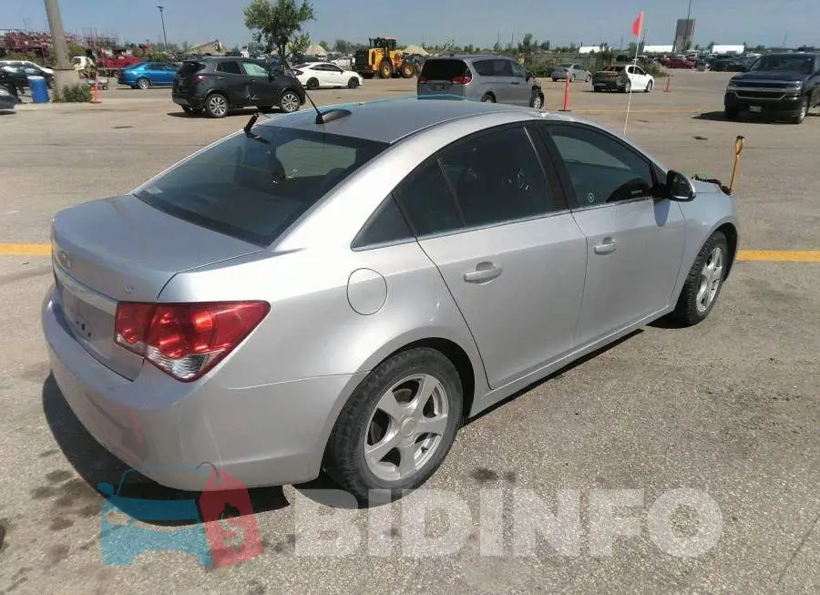 1G1PC5SB7F7282440 Photo# 4