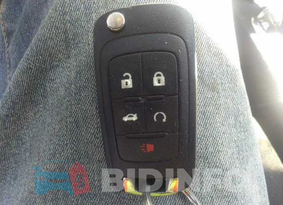 2GNFLFE38H6173833 Photo# 11