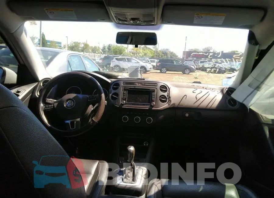 WVGJV7AX7FW503052 Photo# 5