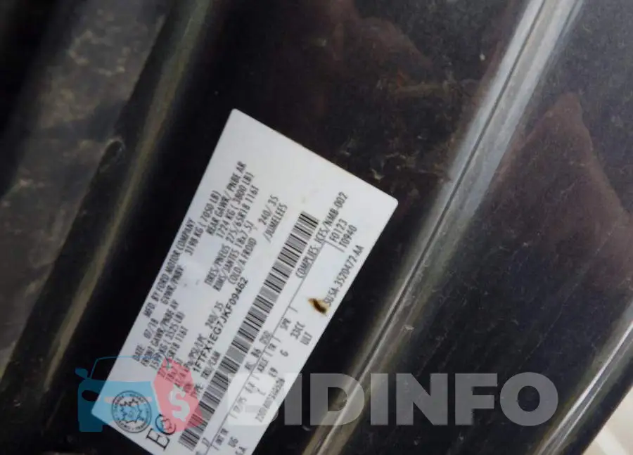 1FTFX1EG7JKF09462 Photo# 7
