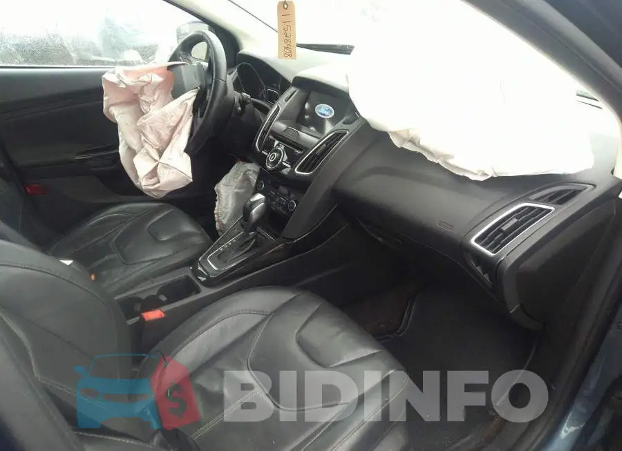 1FADP3N20JL253379 Photo# 5