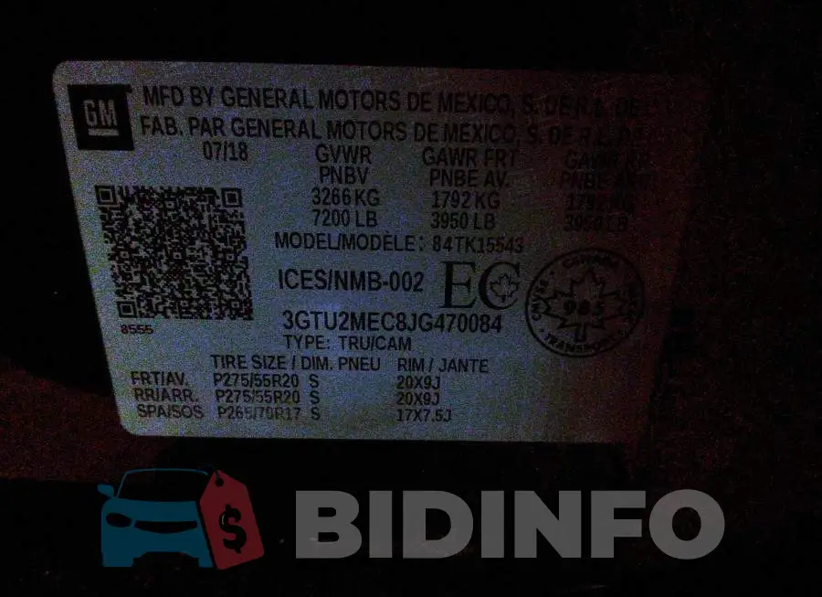 3GTU2MEC8JG470084 Photo# 9