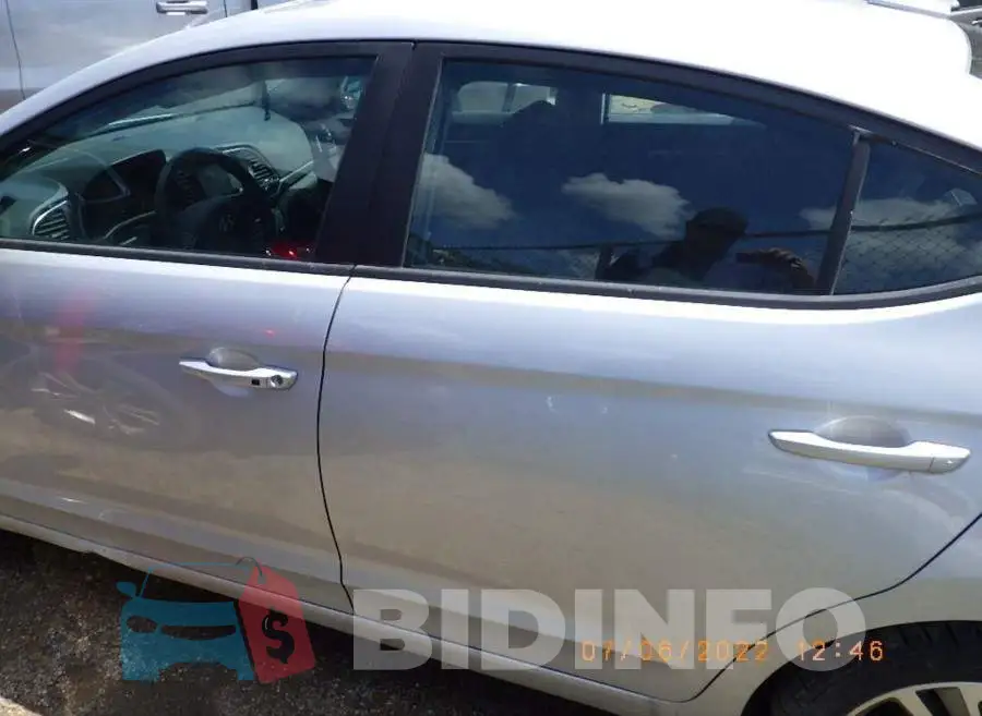 KMHD84LF6HU391267 Photo# 2