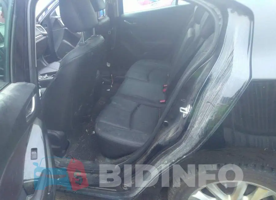 3MZBN1T7XHM144881 Photo# 8