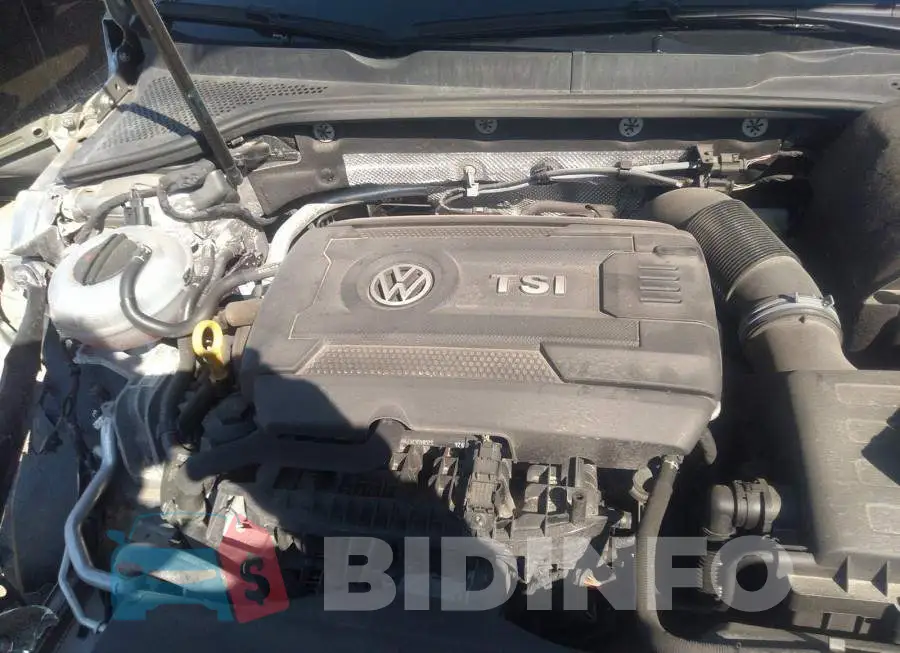 3VW217AUXHM021217 Photo# 10