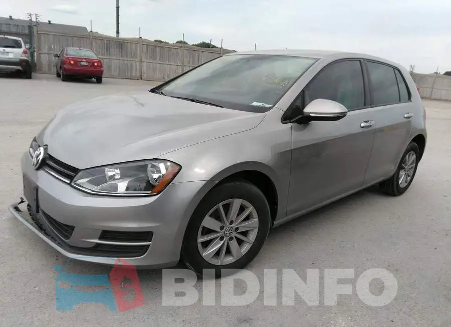 3VW217AUXHM021217 Photo# 2