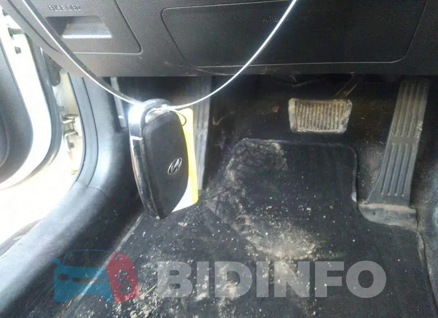 KMHD35LH3GU313212 Photo# 11