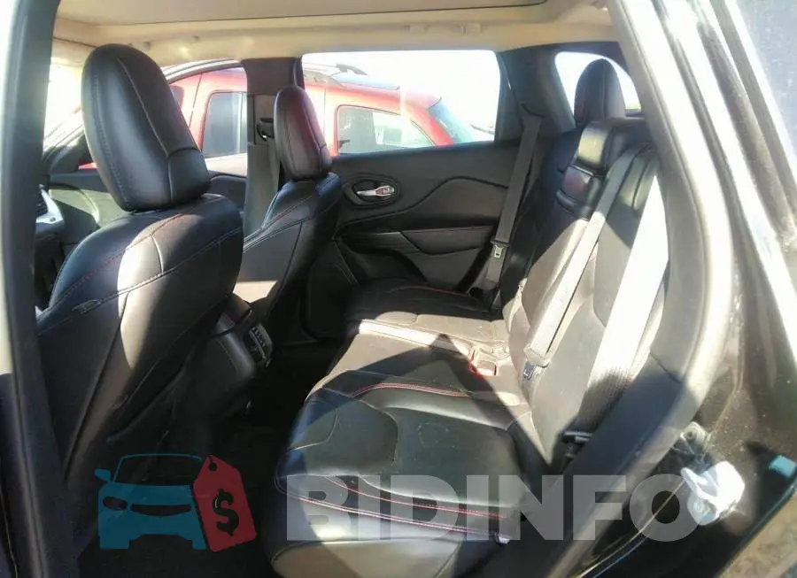 1C4PJMBS6GW223152 Photo# 8