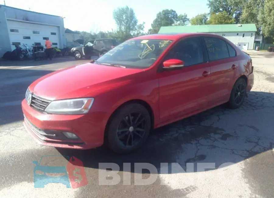 3VW167AJ0GM332303 Photo# 2