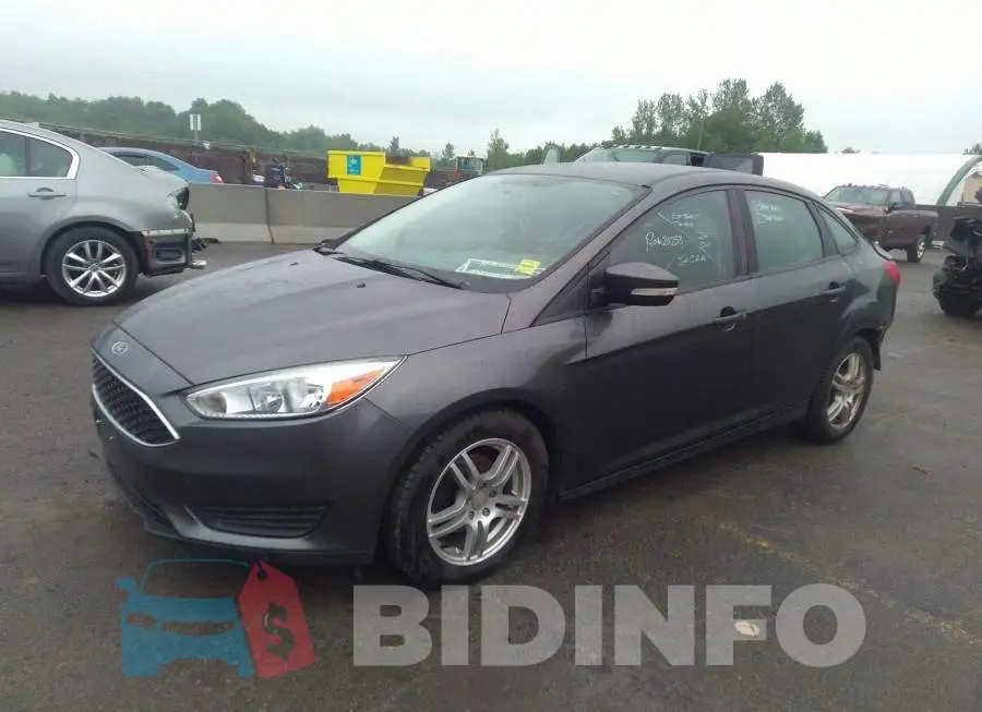 1FADP3F22FL265636 Photo# 2