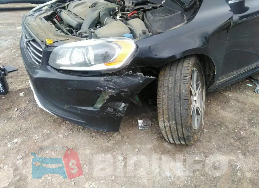 YV4902RC2F2611755 Photo# 6
