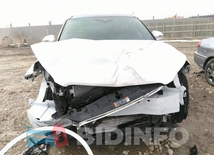 5LMCJ2D95MUL02356 Photo# 6