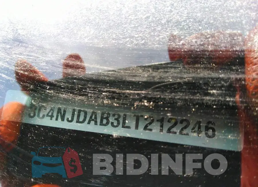 3C4NJDAB3LT212246 Photo# 9