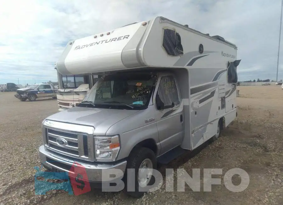 1FDWE3F68KDC62784 Photo# 2
