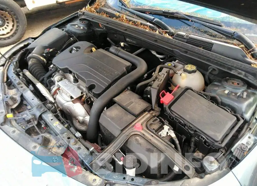 1G1ZD5ST1KF152913 Photo# 10