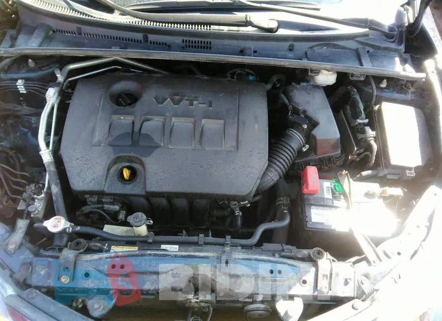 2T1BURHE6JC972131 Photo# 10
