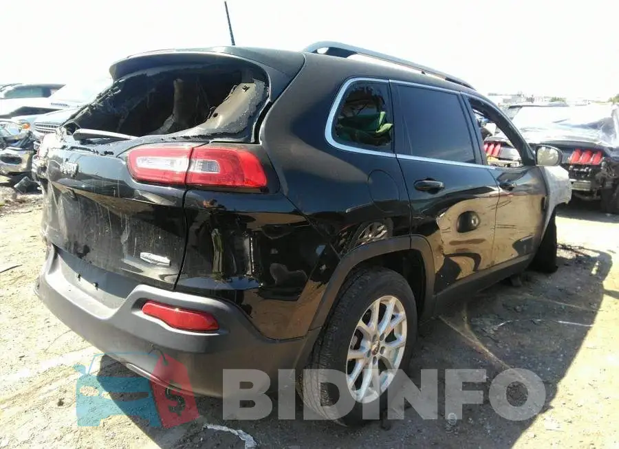 1C4PJLCBXHD221376 Photo# 4