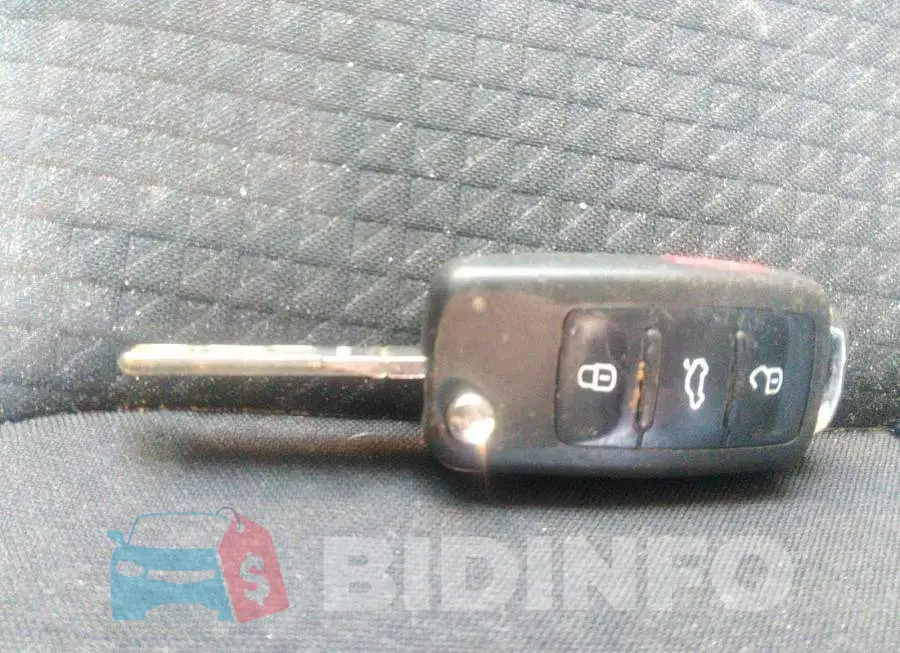 3VW2B7AJ7HM210894 Photo# 11