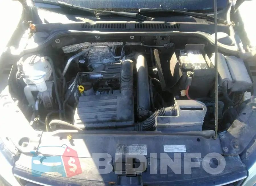 3VW2B7AJ7HM210894 Photo# 10