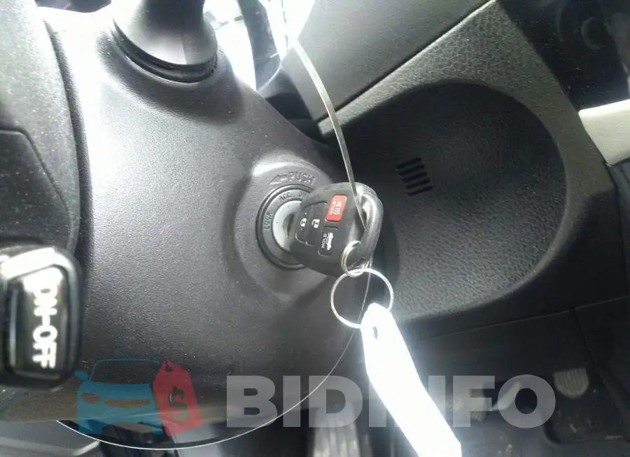 2T1BURHE8GC664371 Photo# 11