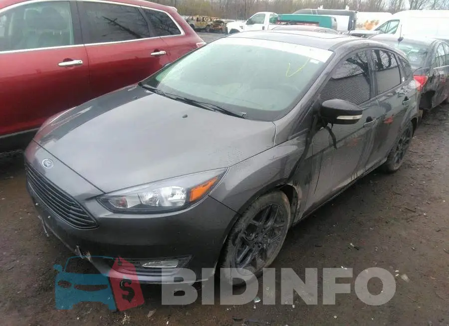 1FADP3M24JL253855 Photo# 2