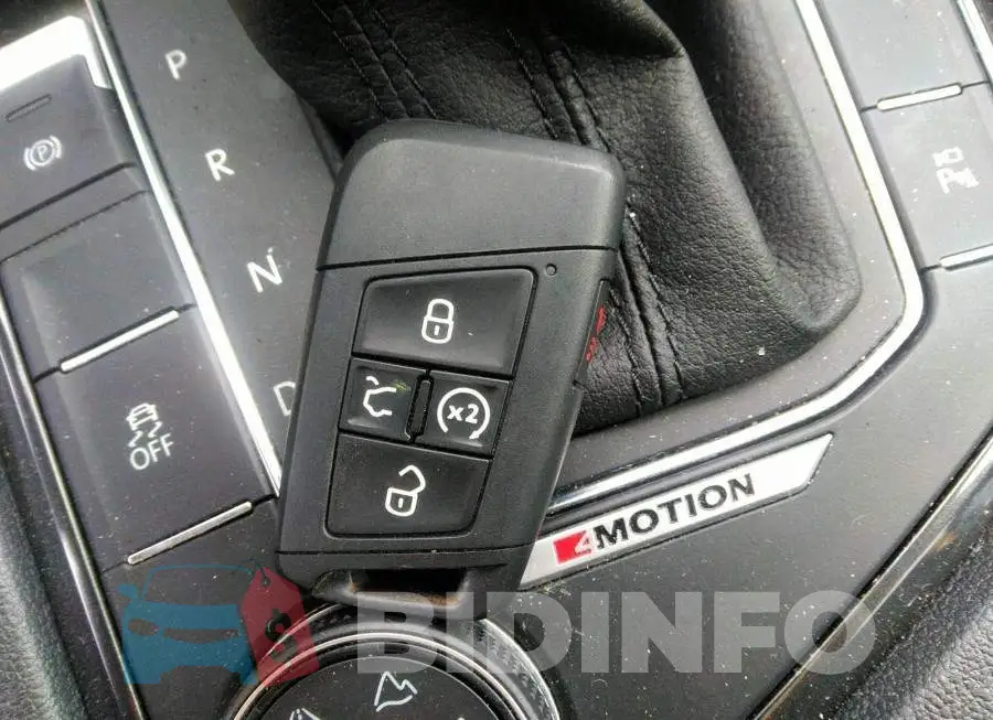 3VV4B7AXXJM021180 Photo# 11