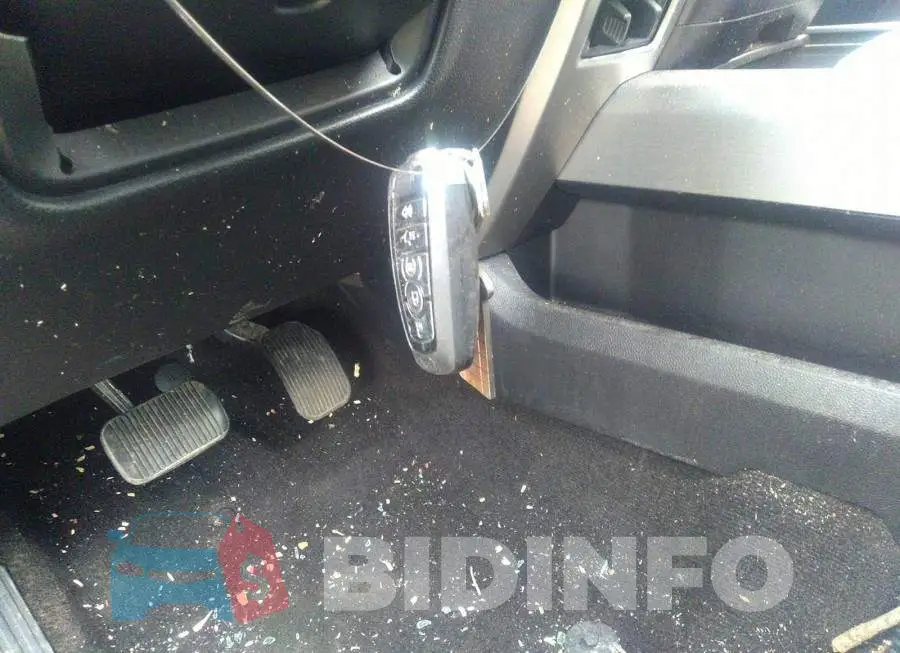 1FTFW1E19JFD89185 Photo# 11