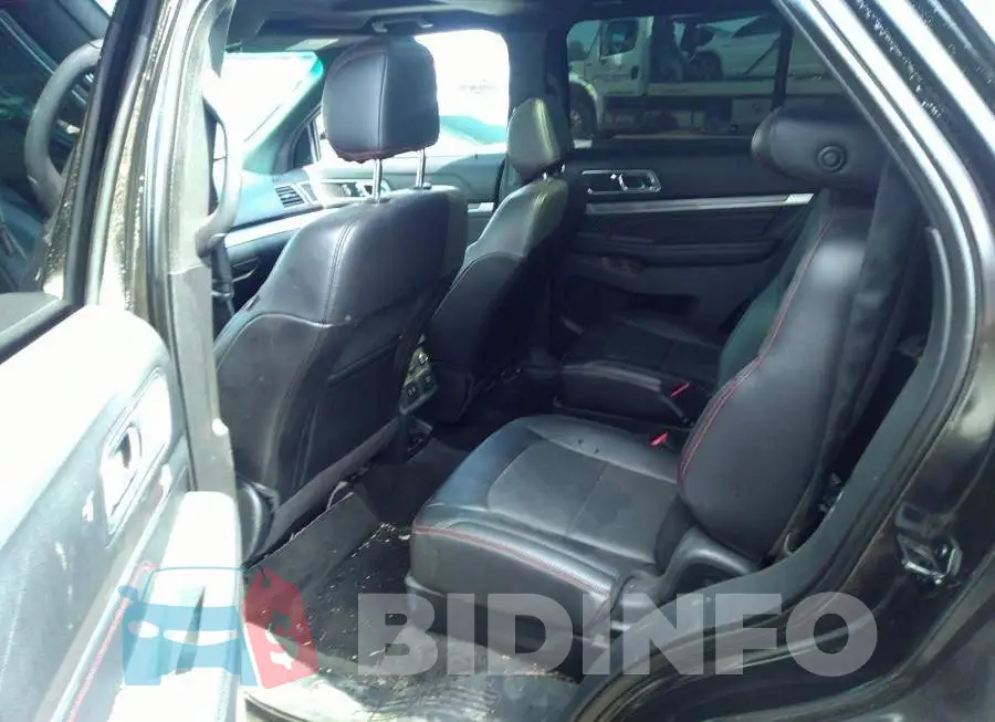 1FM5K8GT9HGA18512 Photo# 8