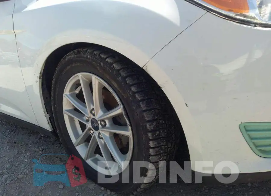 1FADP3F21GL400462 Photo# 6