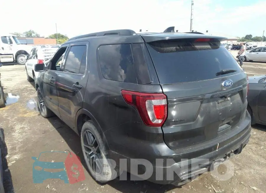1FM5K8GT9HGA18512 Photo# 3