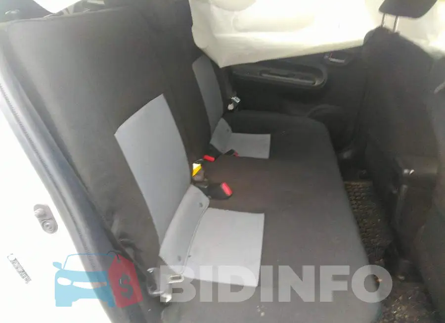 JTDKDTB31J1615772 Photo# 8 JTDKDTB31J1615772 Photo# 8