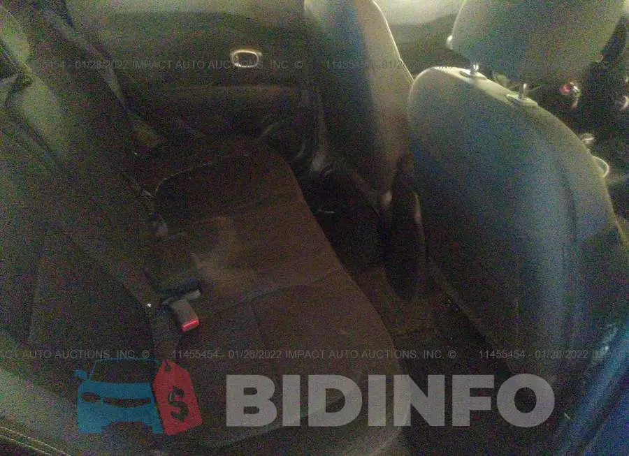 KNDJN2A27F7204568 Photo# 8