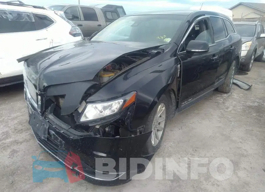 2LMHJ5NK1FBL02640 Photo# 2