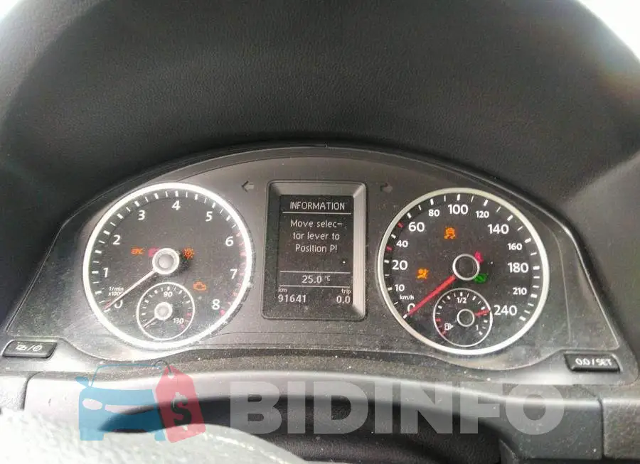 WVGJV7AX8FW552681 Photo# 7