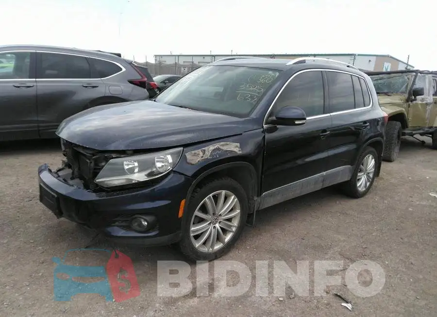 WVGJV7AX8FW552681 Photo# 2