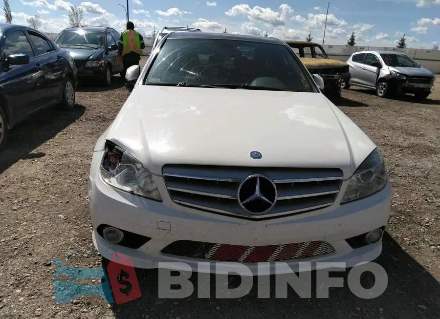WDDGF85X59F303017 Photo# 6