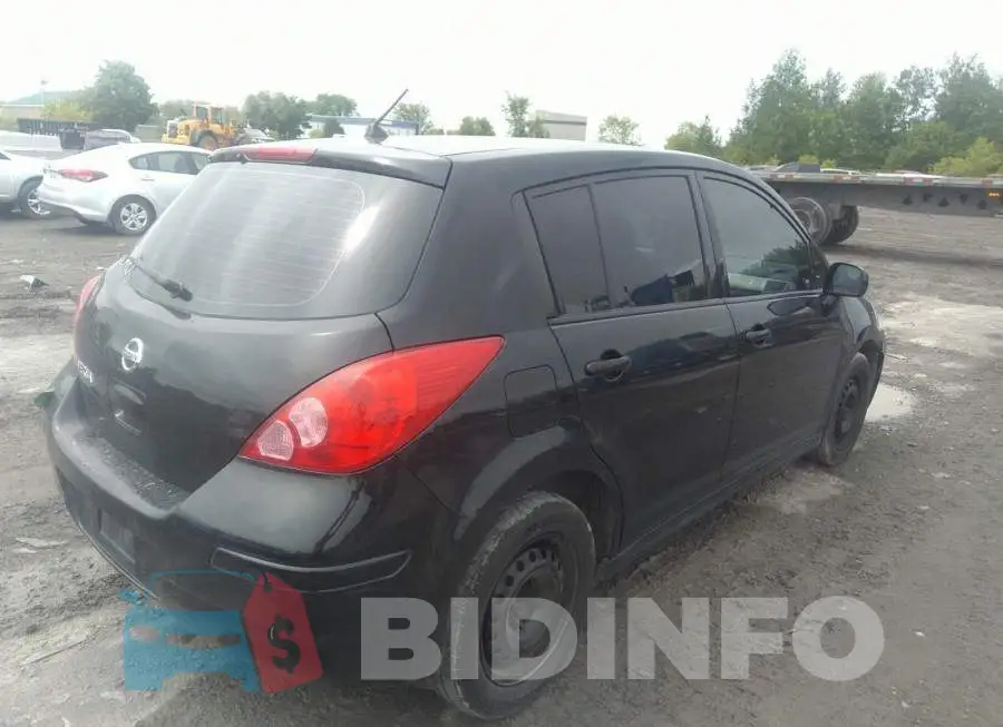 3N1BC13EX9L482010 Photo# 4