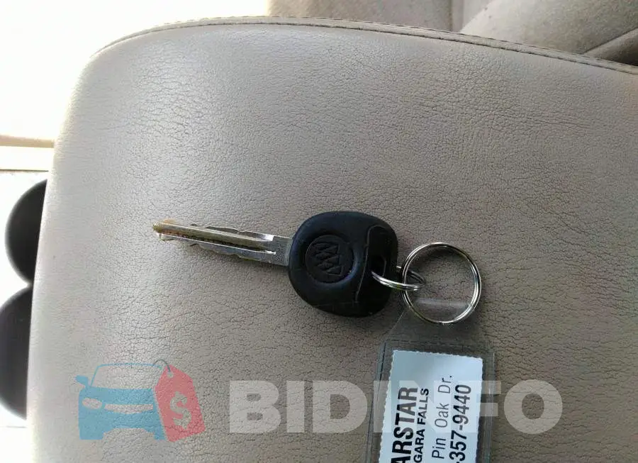 2G4WF582981261635 Photo# 11