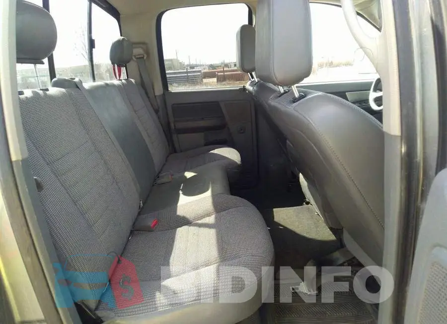 3D7KS28D58G109525 Photo# 8