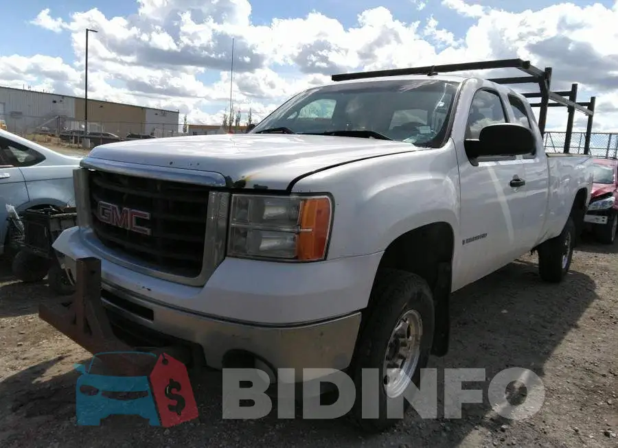 1GTHC29K78E136117 Photo# 2
