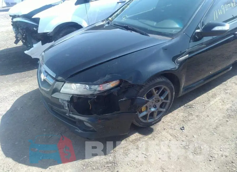19UUA76517A801777 Photo# 6