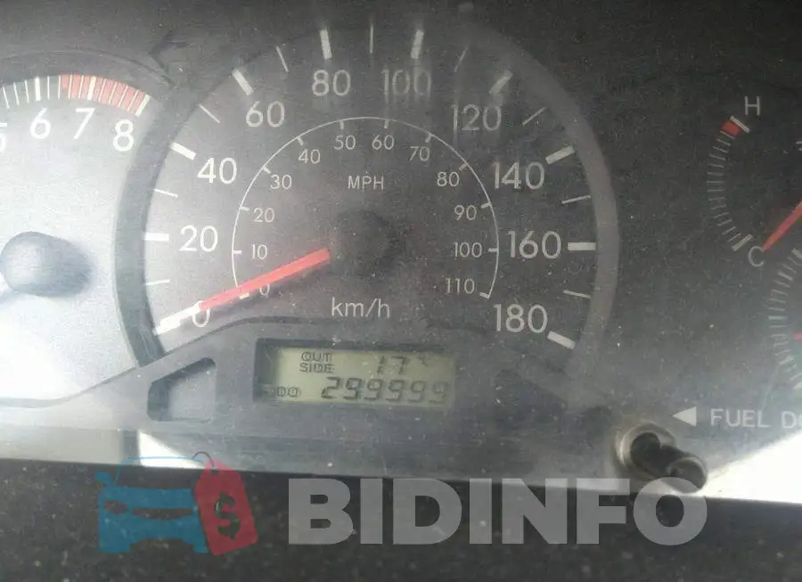 2T1BR32E08C885049 Photo# 7