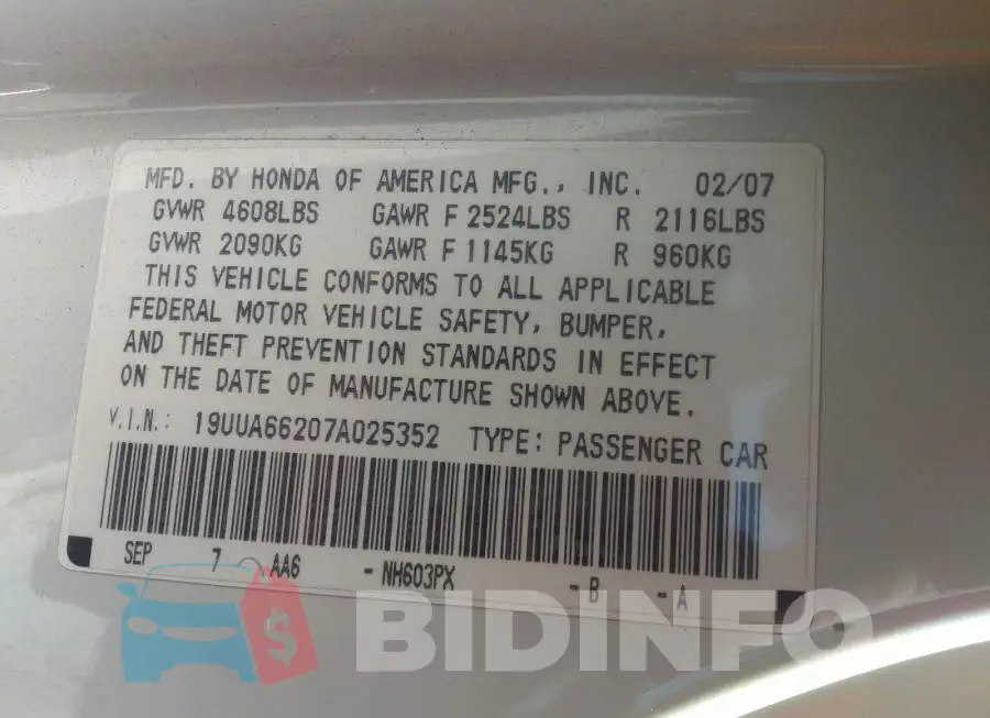 19UUA66207A025352 Photo# 9