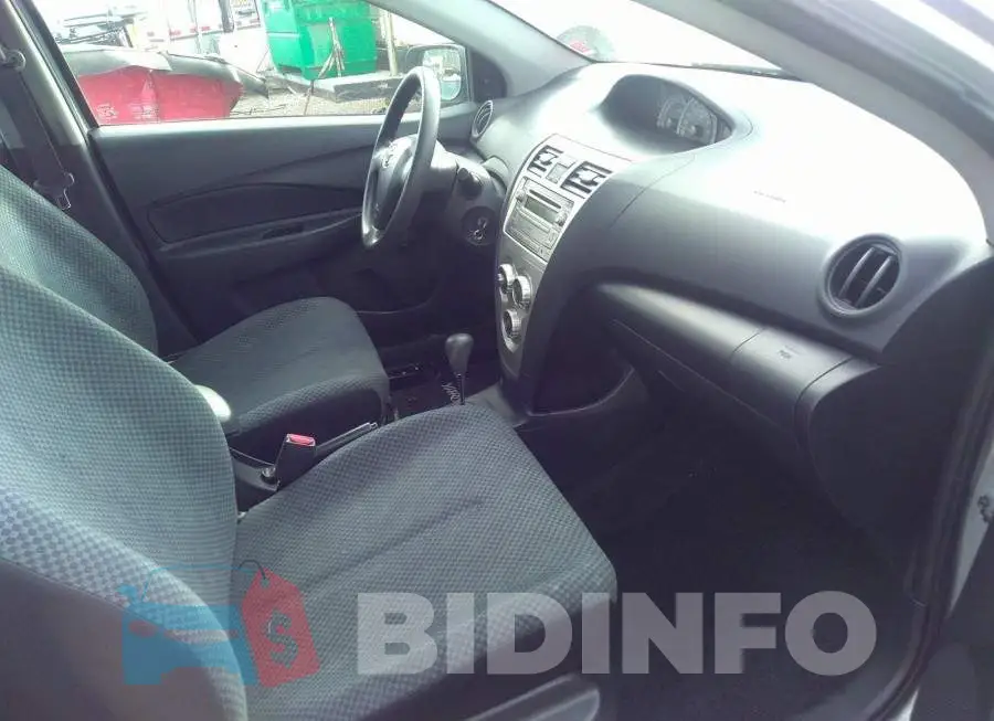 JTDBT923381295452 Photo# 5