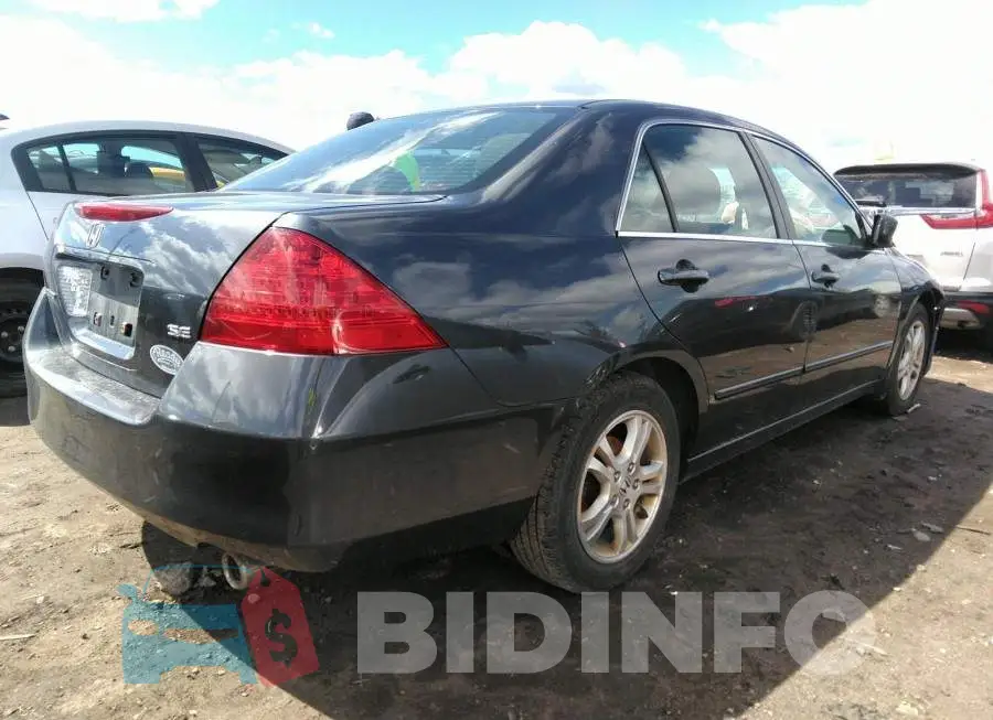 1HGCM56787A812817 Photo# 4