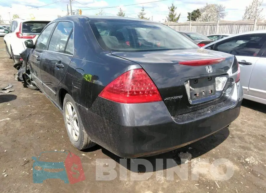 1HGCM56787A812817 Photo# 3