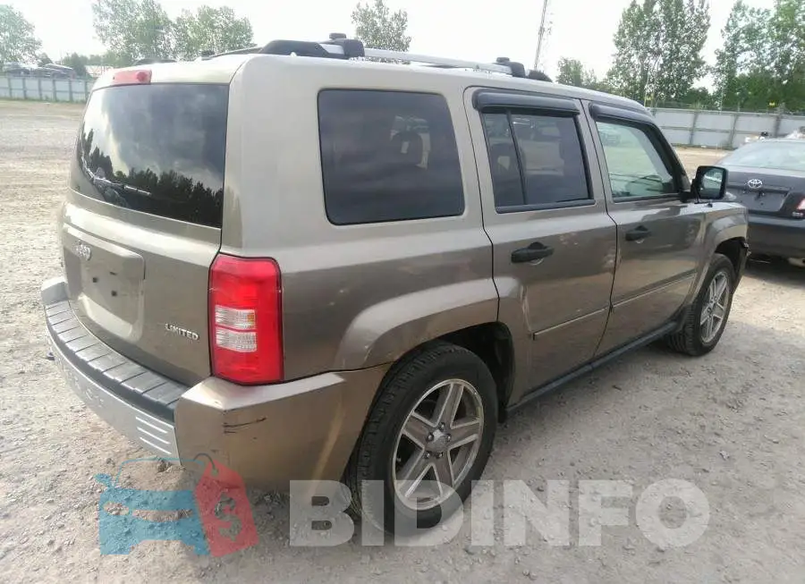 1J8FF48W87D306285 Photo# 4