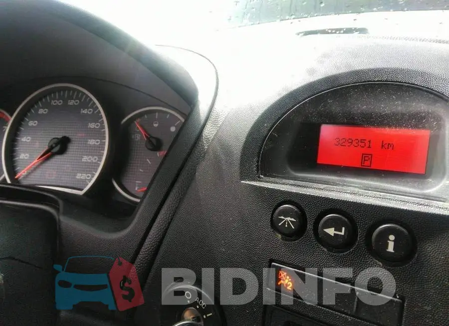 2G2WP552071223364 Photo# 7