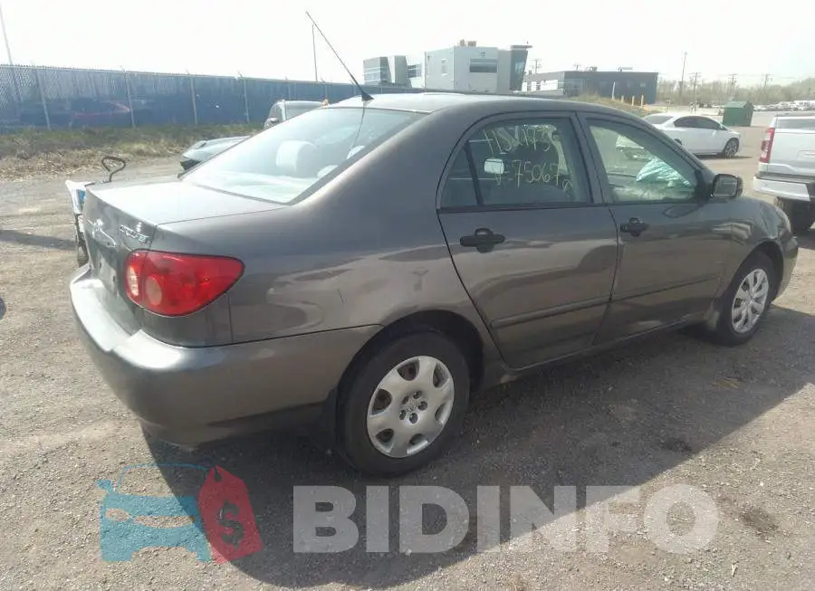 2T1BR32E47C750672 Photo# 4