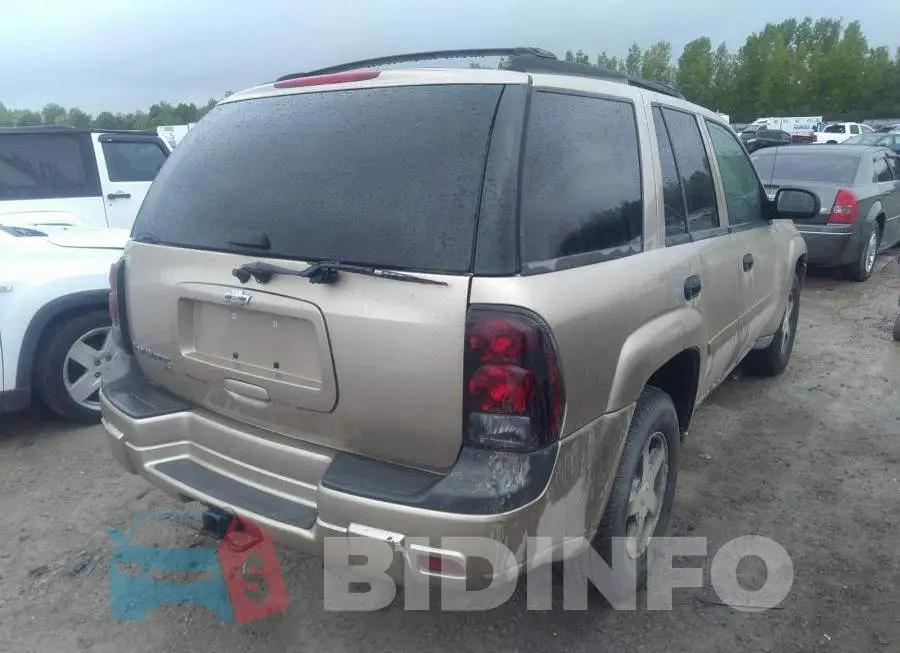 1GNDT13S562250382 Photo# 4